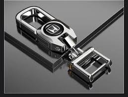 Luxury Metal Car Key Ring – Bold Metal Look with Signature Brand Logo